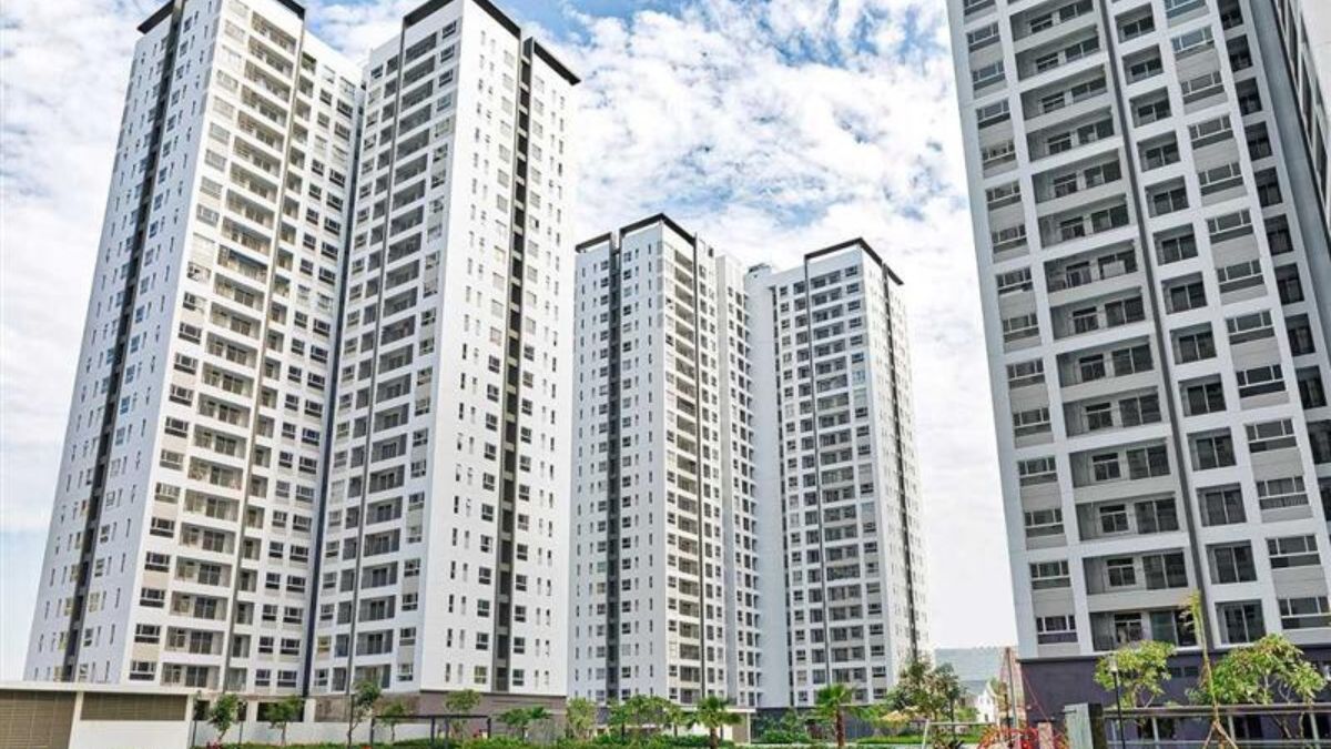 Phối cảnh thực tế của dự án căn hộ Sunrise Riverside với không gian xanh và tiện ích ven sông.